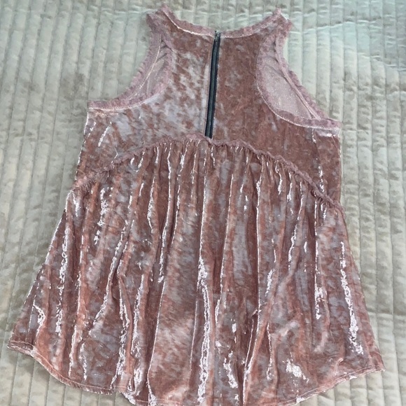 POL Crushed Velvet Sleeveless Top in Dusty Rose Small - Picture 4 of 4